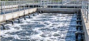 Aeration tank at a sewage treatment plant with surface agitation